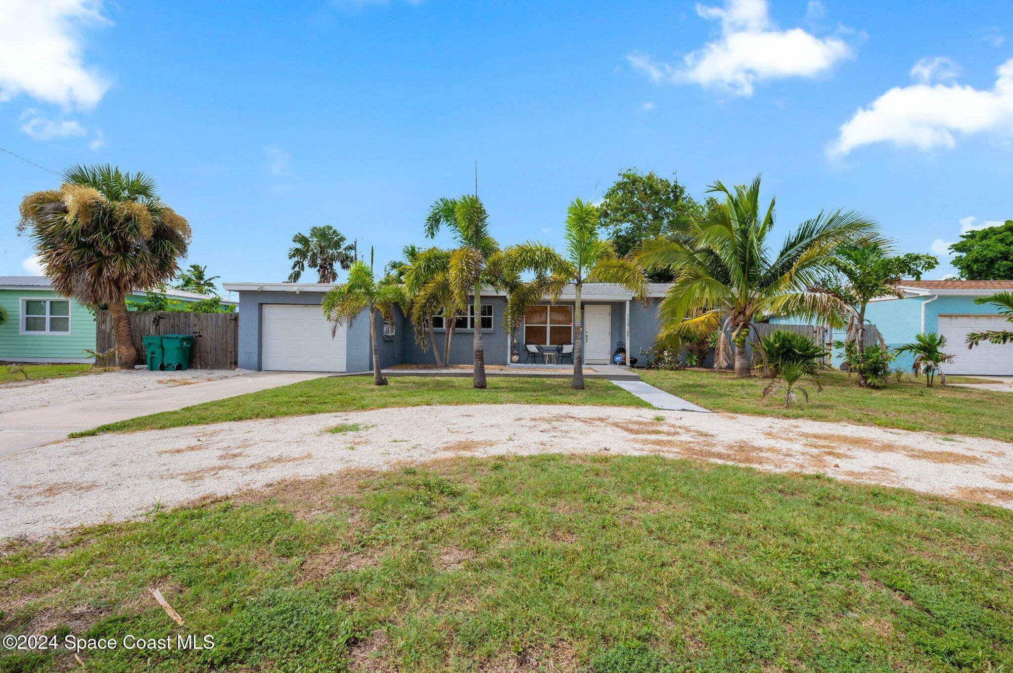 Property Photo:  113 SE 2nd Street  FL 32937 