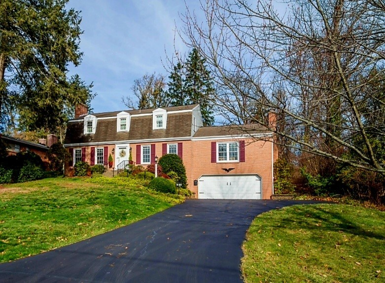 Property Photo:  3228 Kennebec Road  PA 15241 