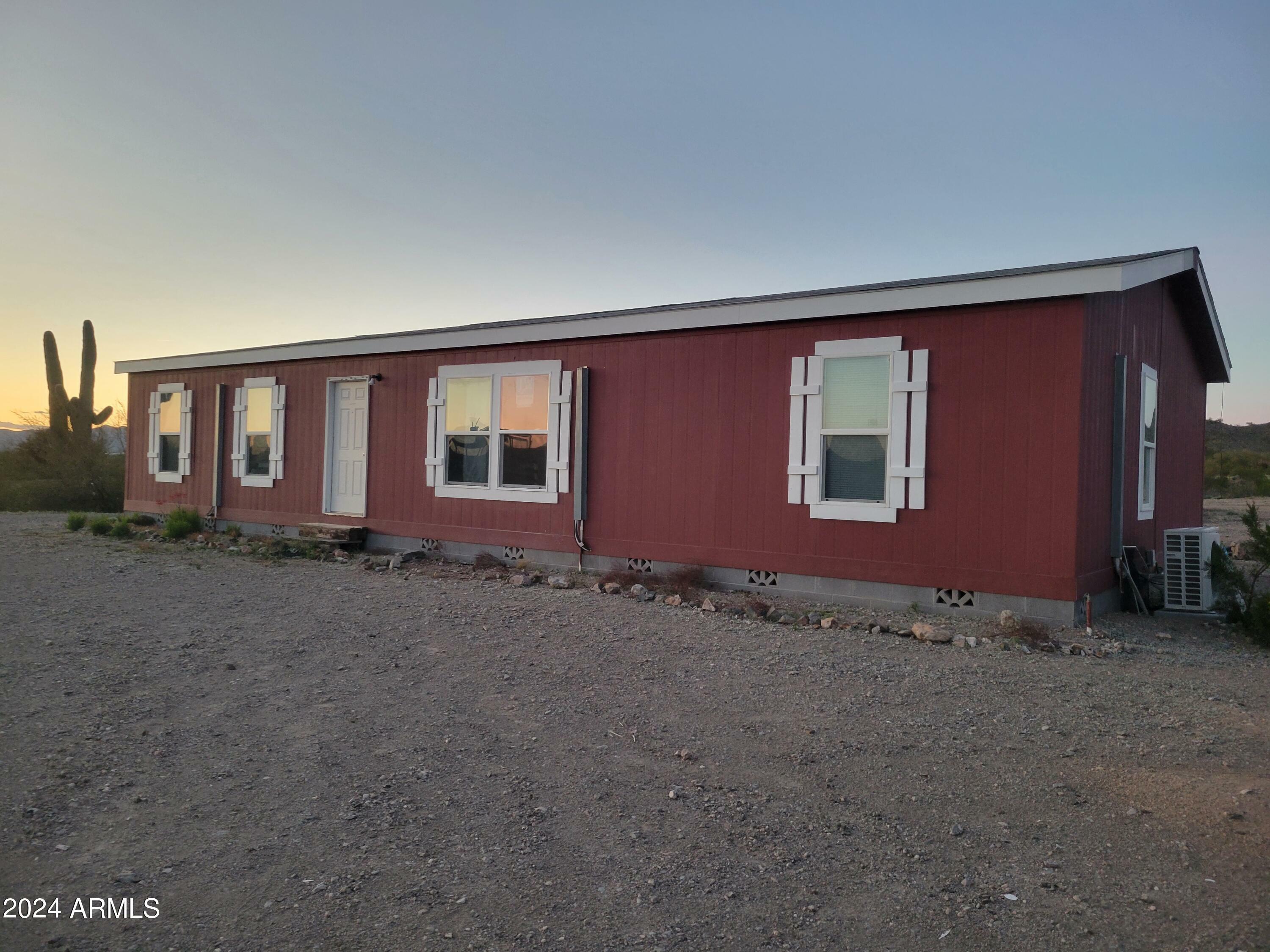 Property Photo:  69800 Salome Road  AZ 85348 