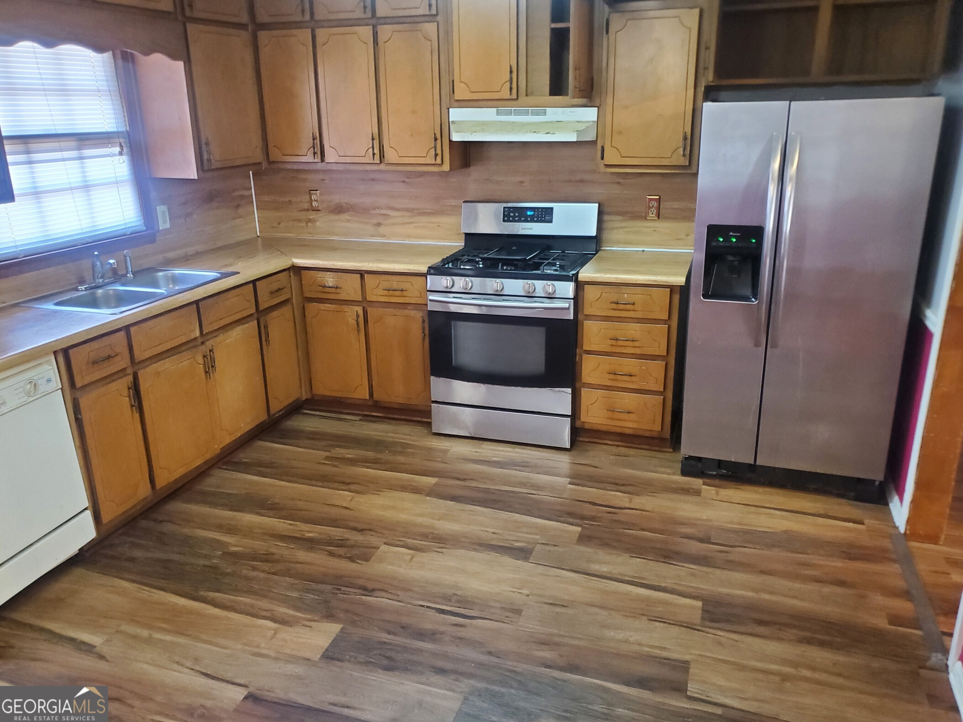 Property Photo:  1593 Cherry Hill Lane SW  GA 30094 