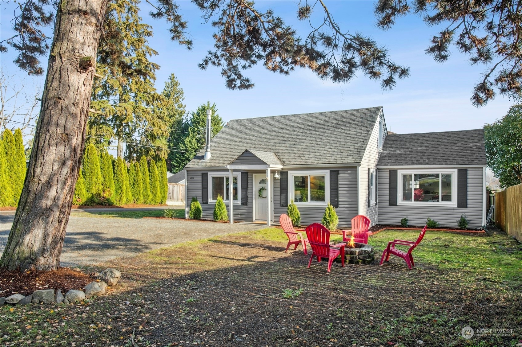 Property Photo:  13618  Military Road S  WA 98168 