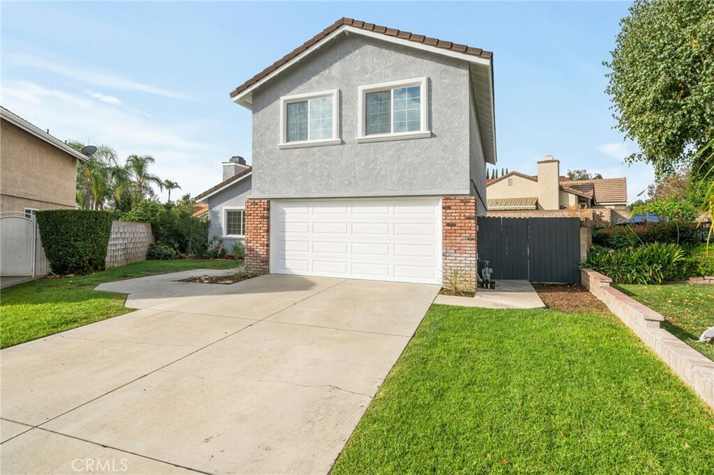 Property Photo:  1402 Daylily Street  CA 91784 