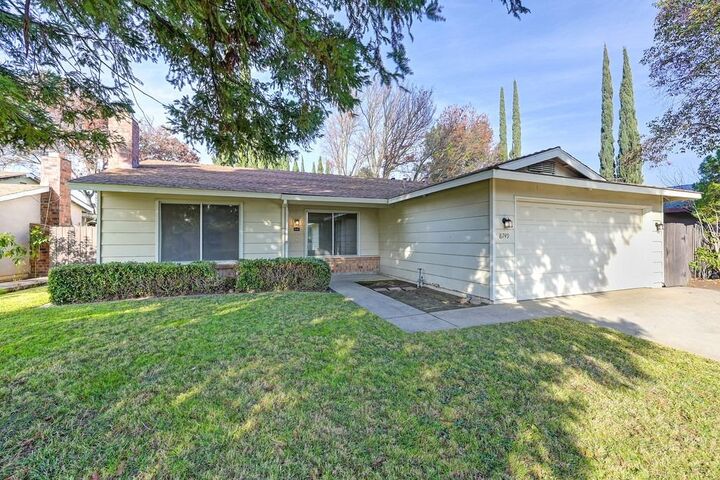8749 Barracuda Way  Sacramento CA 95826 photo