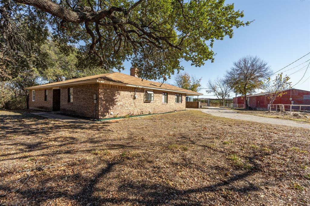 Property Photo:  253 Langford Cove Road  TX 76525 