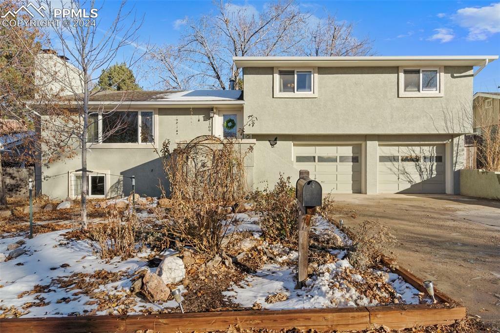 Property Photo:  2109 Condor Street  CO 80909 