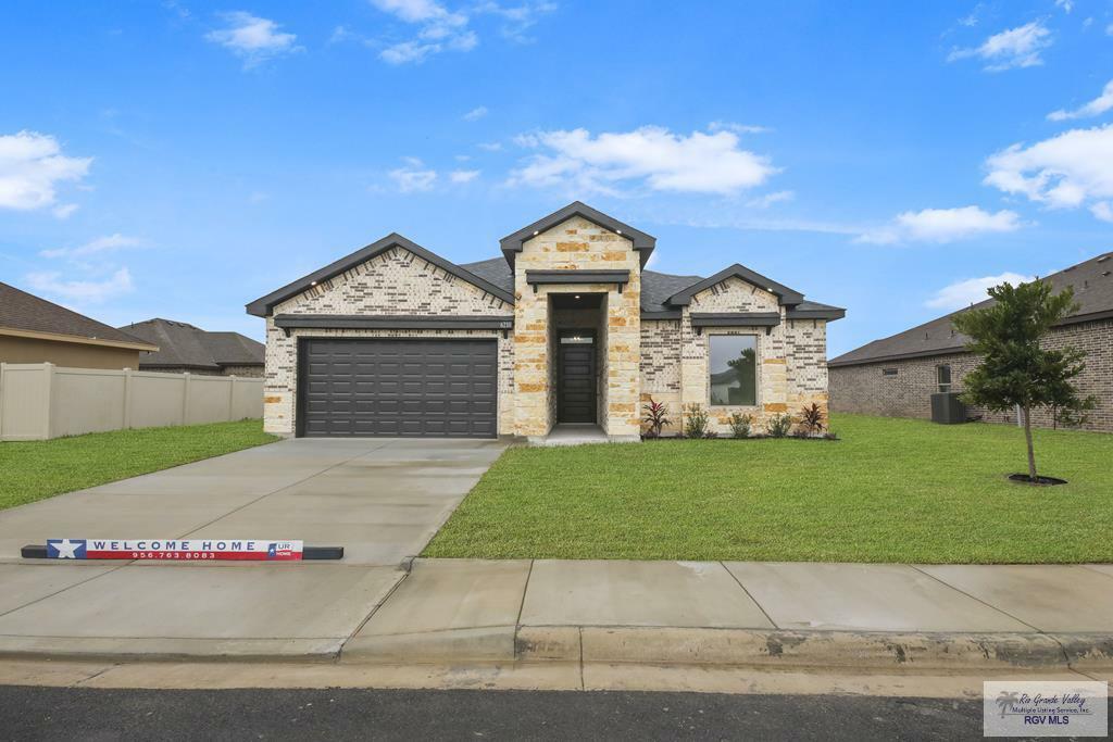 6210 Willow Wood Ln  Harlingen TX 78552 photo