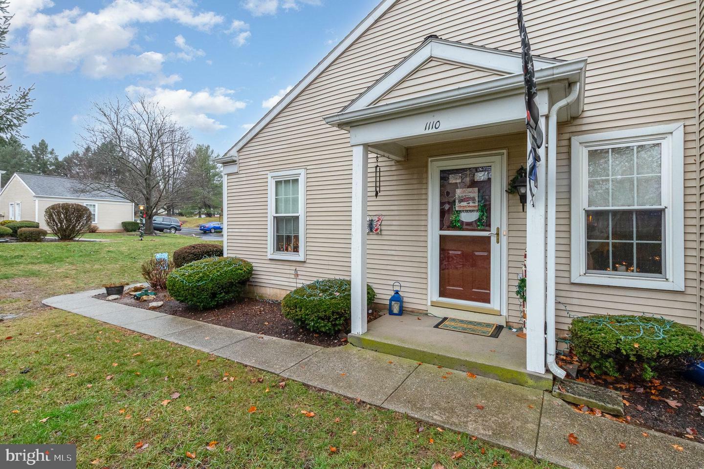 Property Photo:  1110 Cambridge Court  PA 17078 