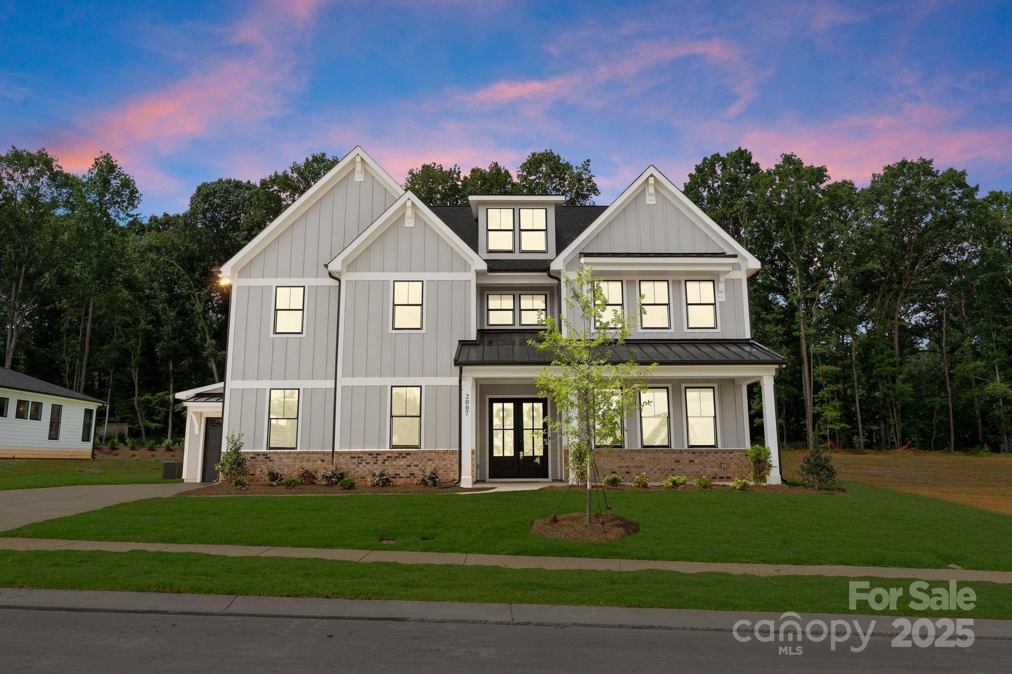 Property Photo: 2007 Kendall Drive 6 NC 28173