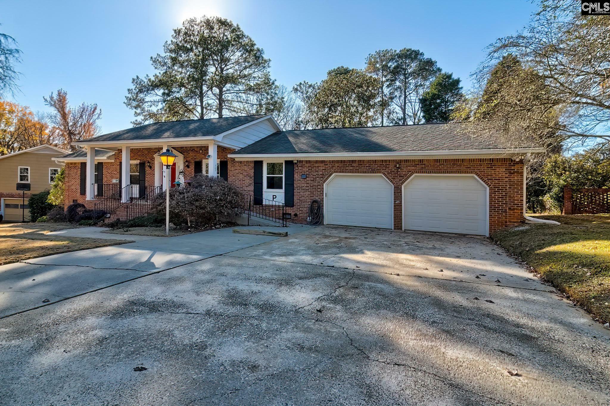 Property Photo:  707 Shadowbrook  SC 29210 