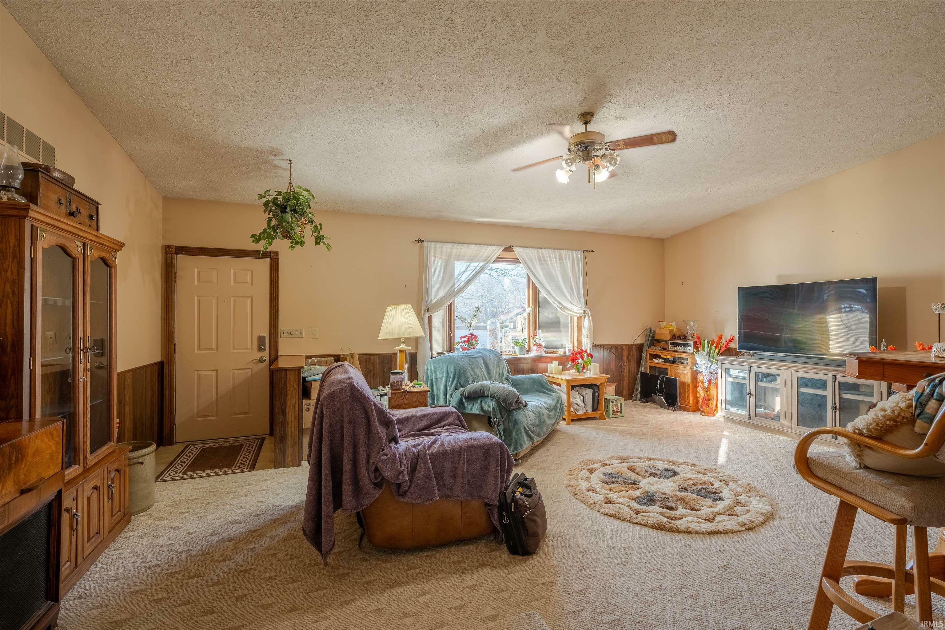 Property Photo:  2366 Union Drive  IN 47630-8671 