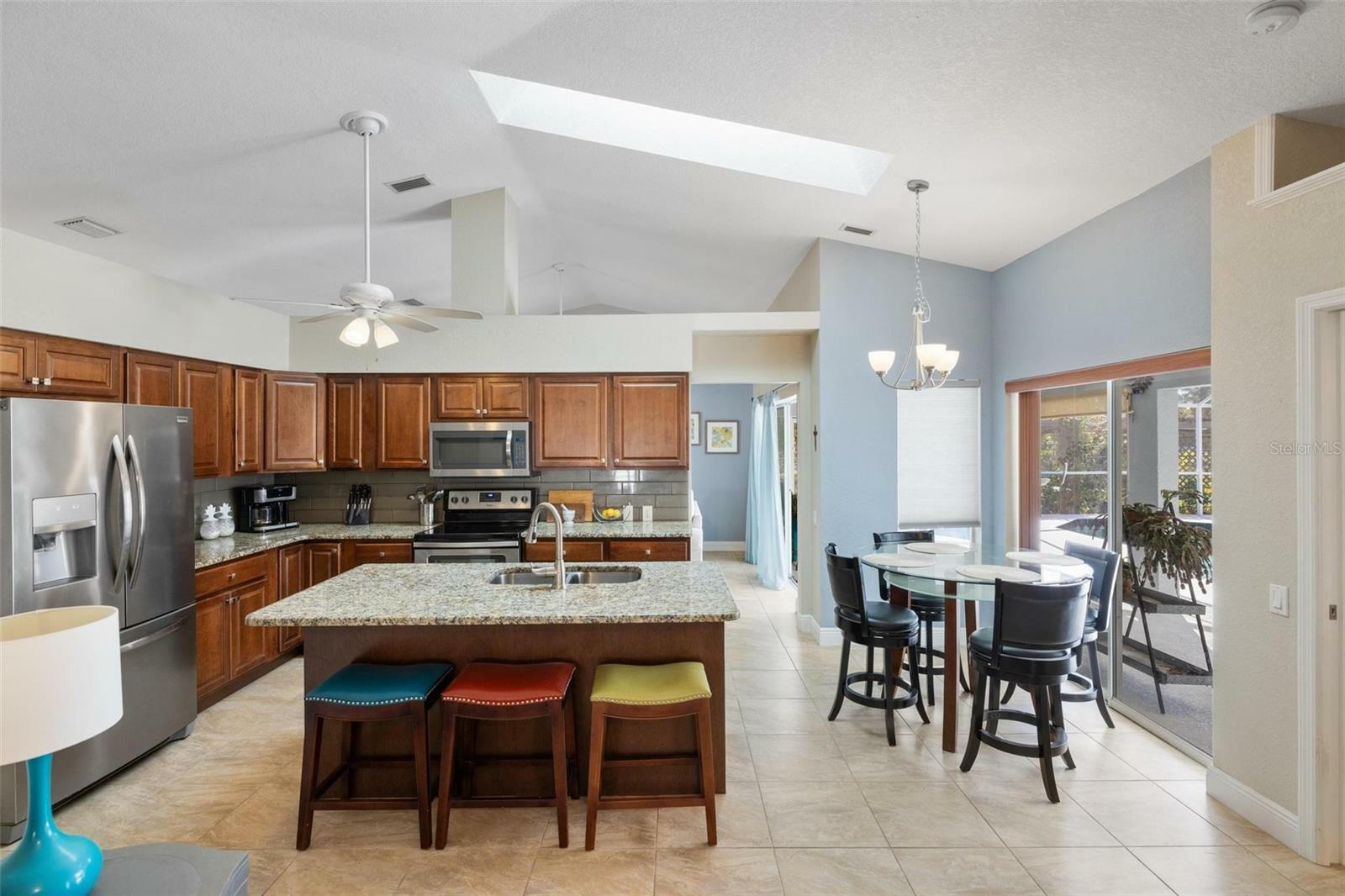 Property Photo:  1081 Fleetwood Drive NW  FL 33948 