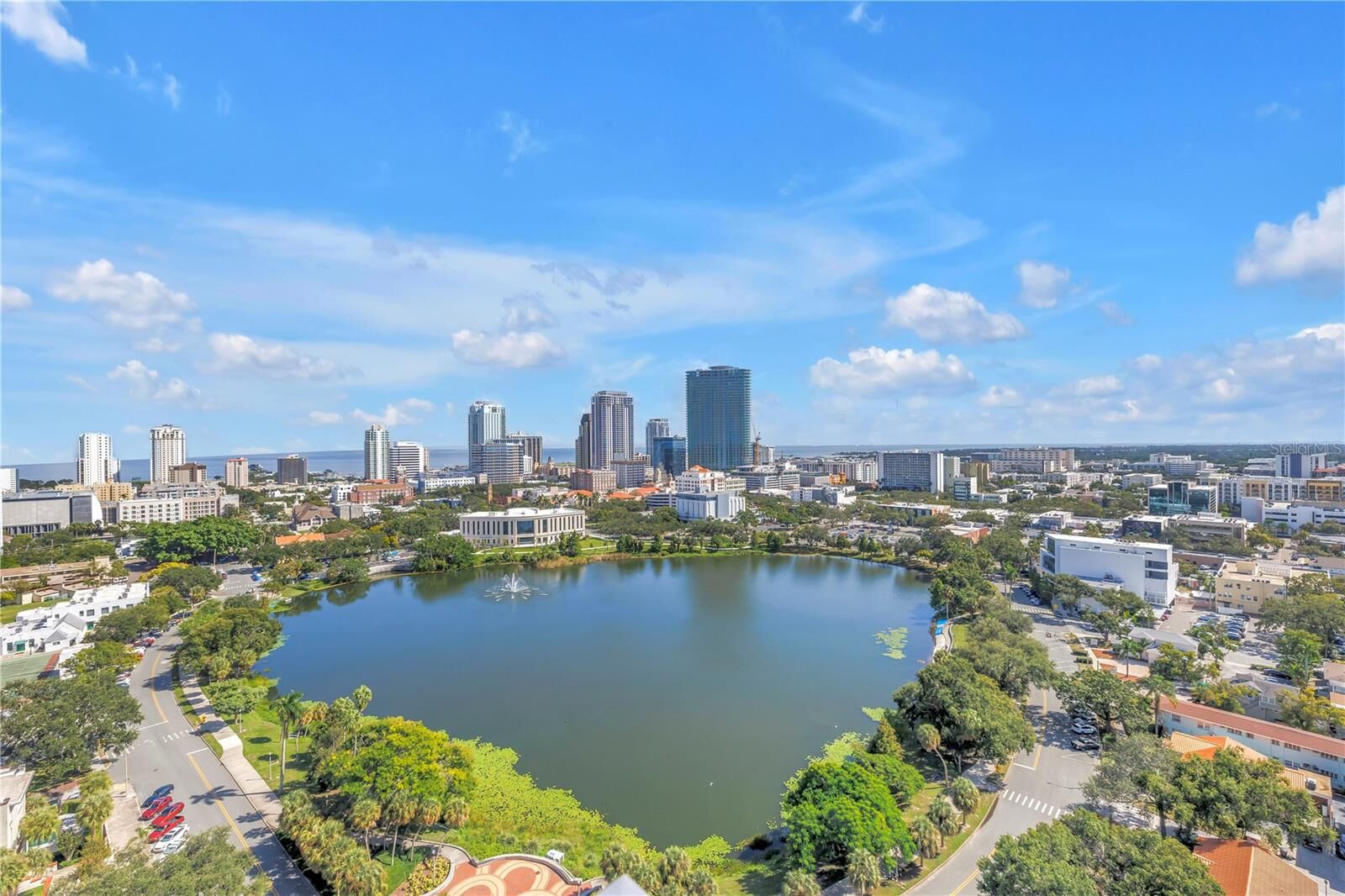 Property Photo:  777 3rd Avenue N 1605  FL 33701 