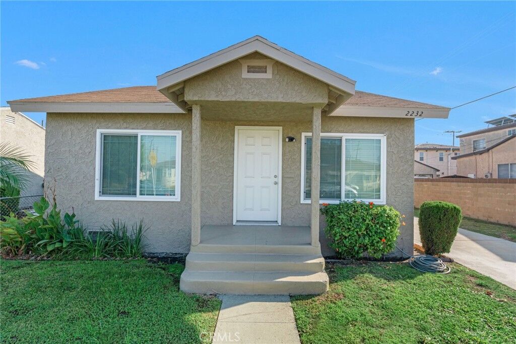 Property Photo:  2232 Couts Avenue  CA 90040 