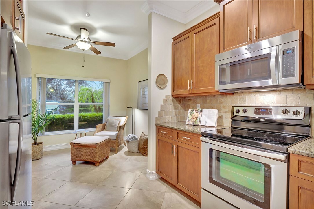 Property Photo:  965 Tarpon Cove Drive 103  FL 34110 