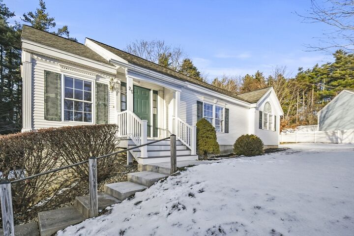 Property Photo:  25 Jessica Way  MA 01420 