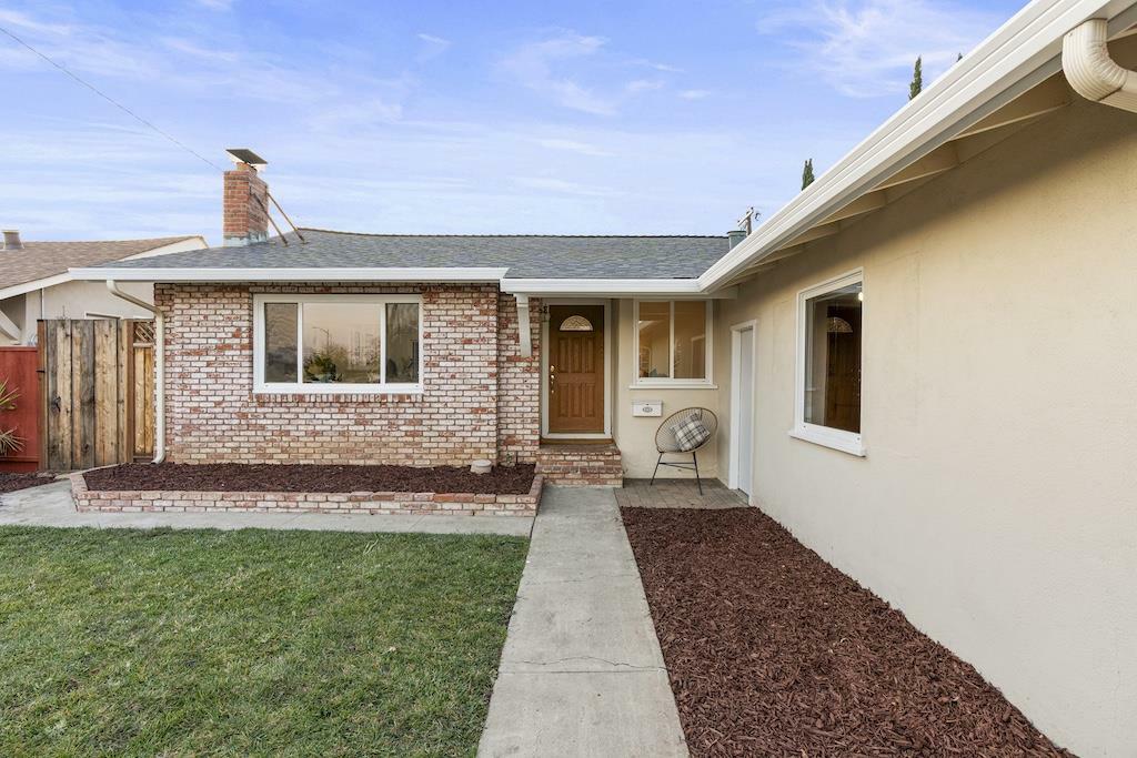 Property Photo:  3385 Calico Avenue  CA 95124 