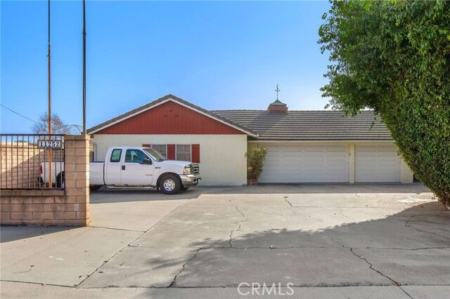 Property Photo: 11252 Chapman Avenue CA 92840
