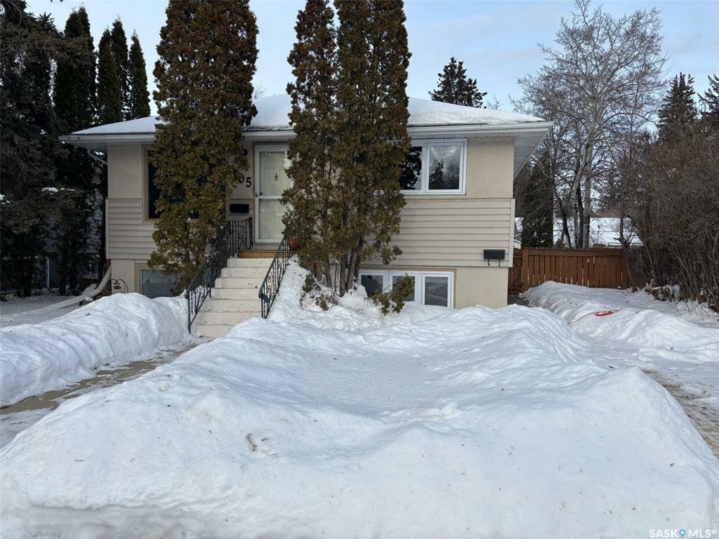 305 Ruth Street E  Saskatoon SK S7J 0L2 photo