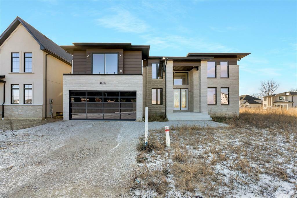 Property Photo:  4880 Terra Bella Drive  ON N9H 0E5 