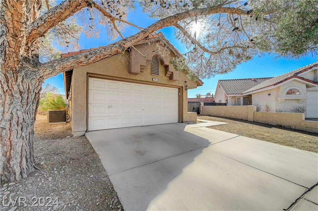 Property Photo:  2701 Rising Legend Way  NV 89106 