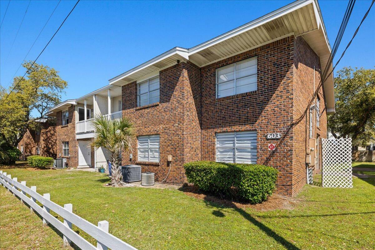 603 Colonial Drive Apt 1  Fort Walton Beach FL 32547 photo