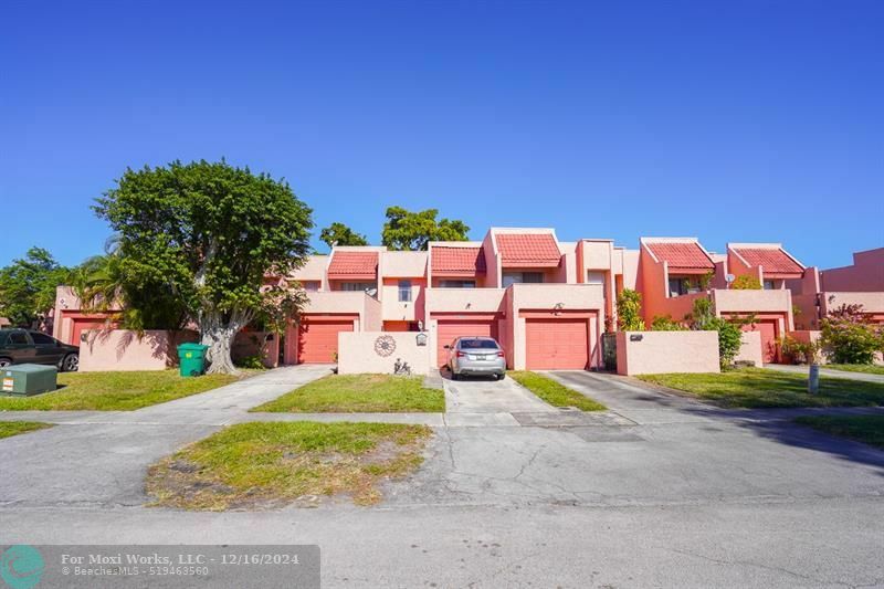 Property Photo:  5717 NW 16th St 20  FL 33313 