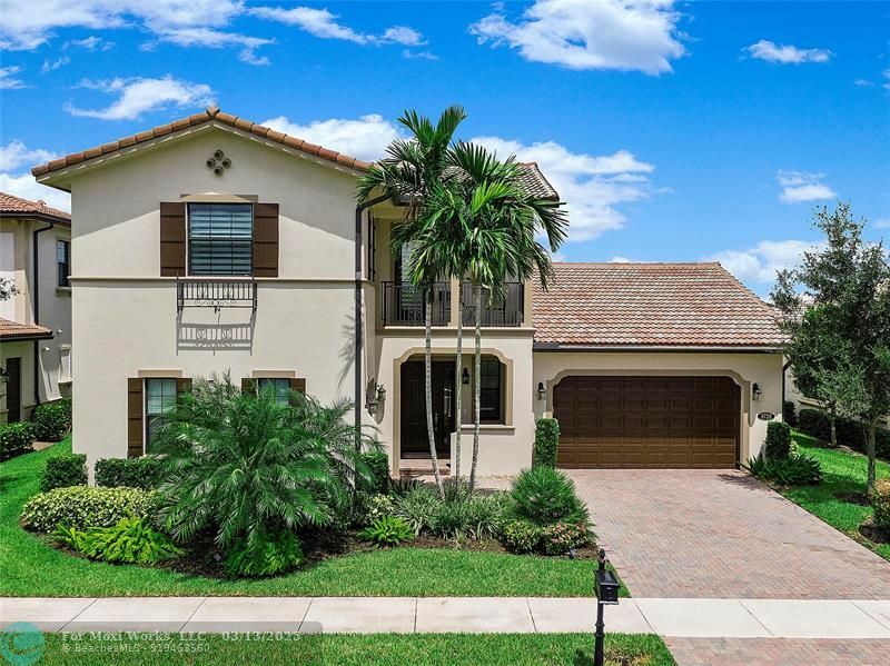 Property Photo:  8720 Watercrest Cir W  FL 33076 