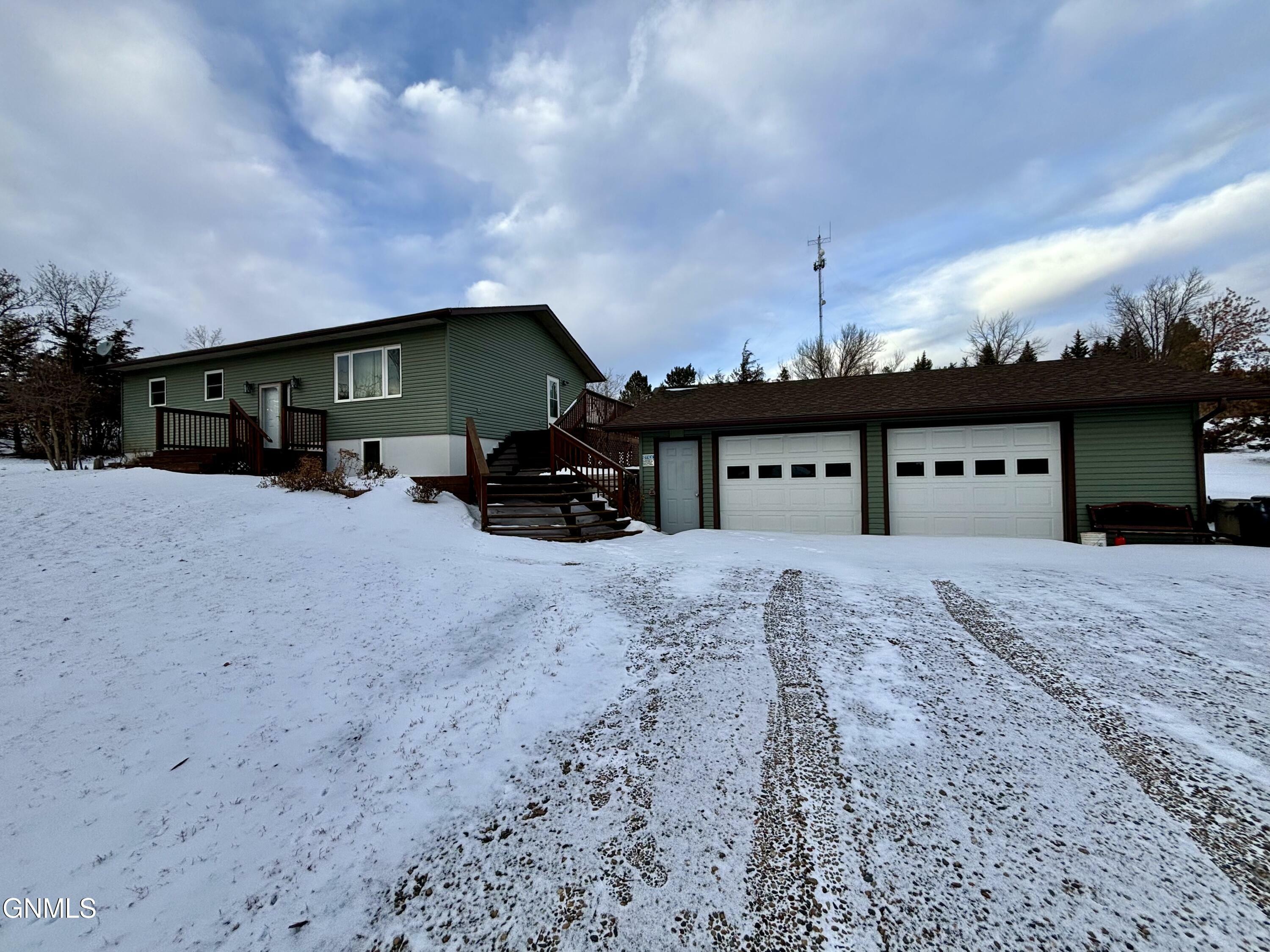 Property Photo:  1204 14th Avenue SW  ND 58854 