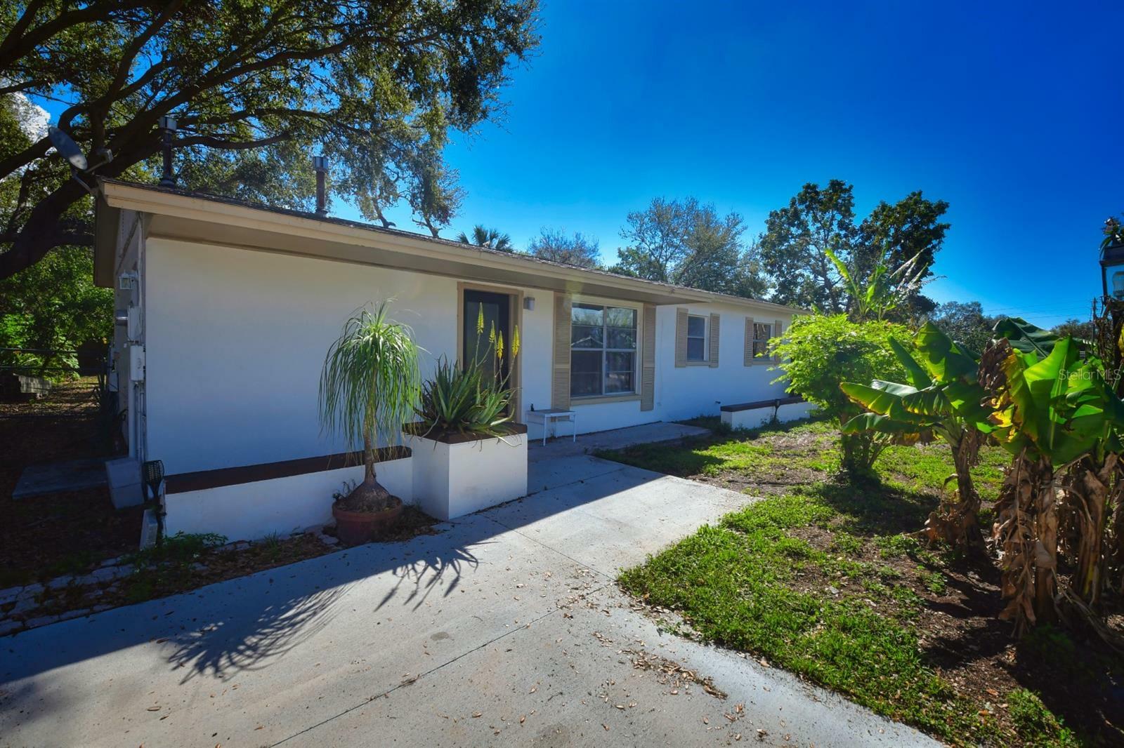 Property Photo: 9567 85th Street FL 33777