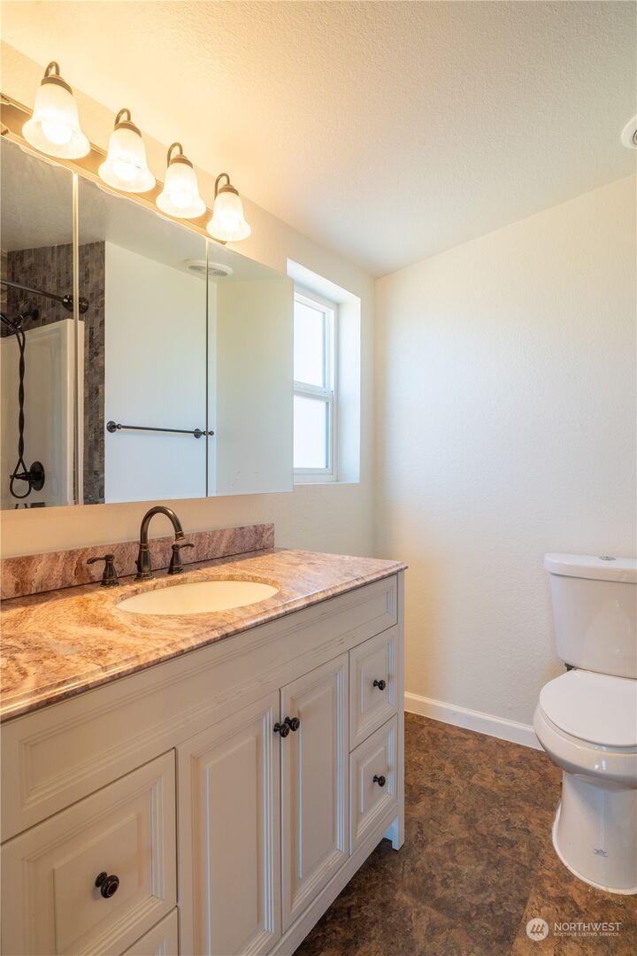 Property Photo:  24947  Lake Lenore Drive NW  WA 98851 