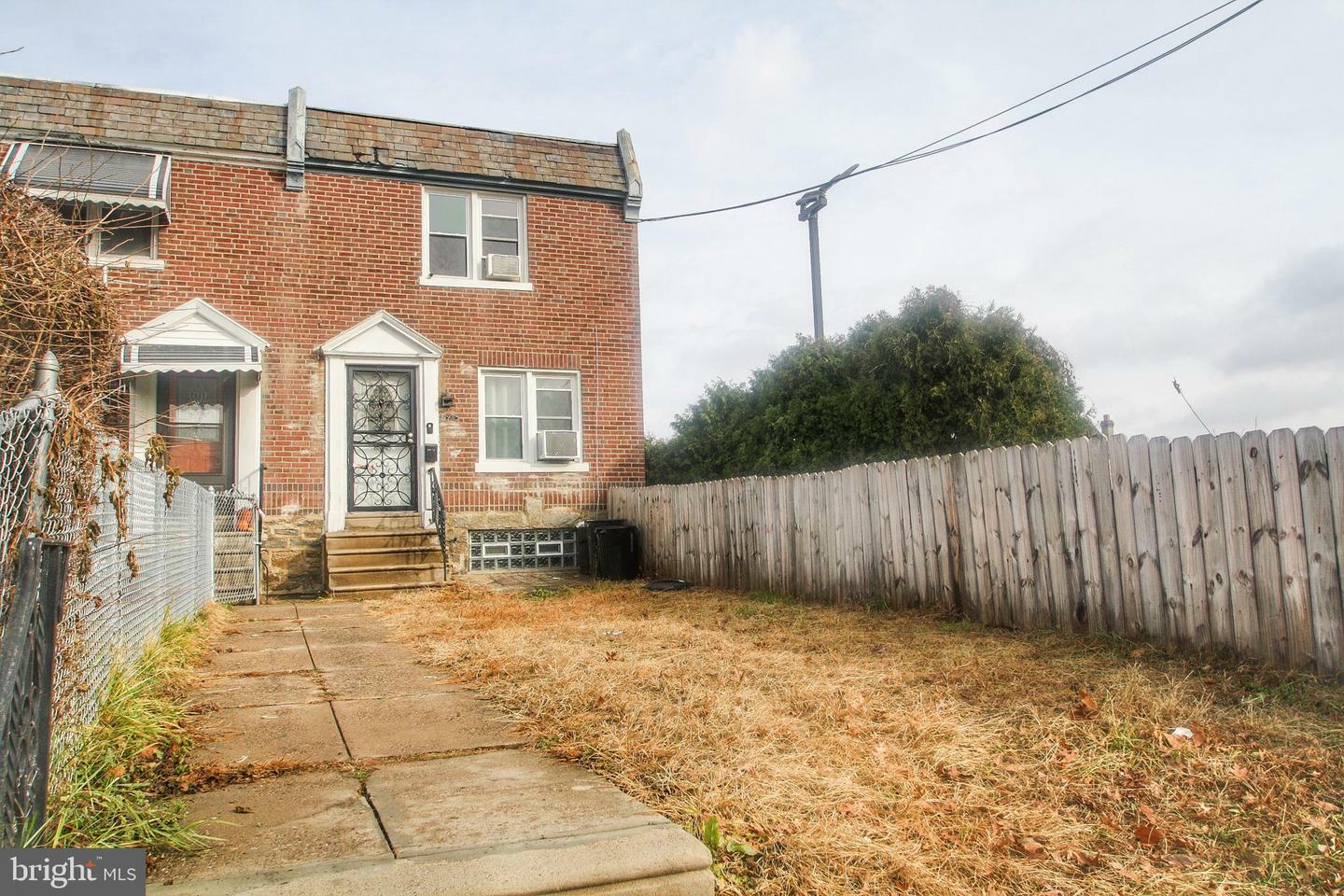 Property Photo:  6915 Stenton Avenue  PA 19138 