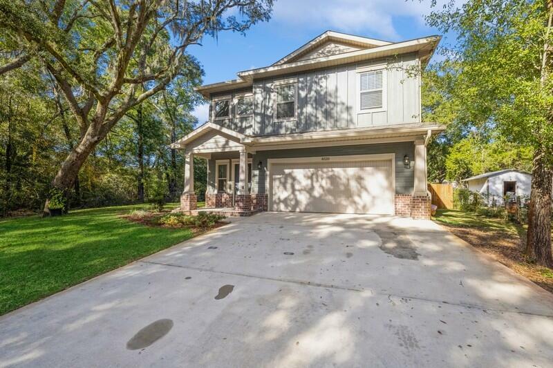 Property Photo:  8520 Dinosaur Road  FL 32566 