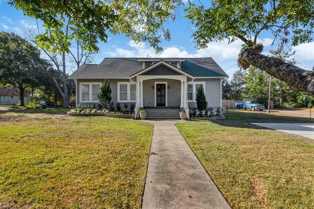 Property Photo:  1605 15th Street  TX 77340 