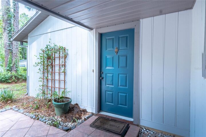 Property Photo: 2116 SW 73rd Street FL 32607