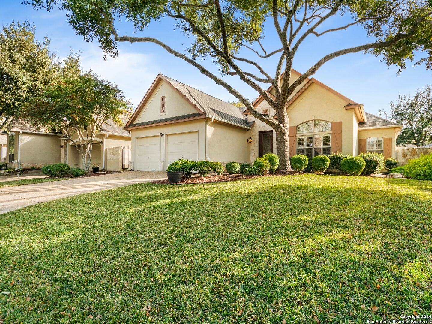 Property Photo:  3706 Rustling Oaks  TX 78259 