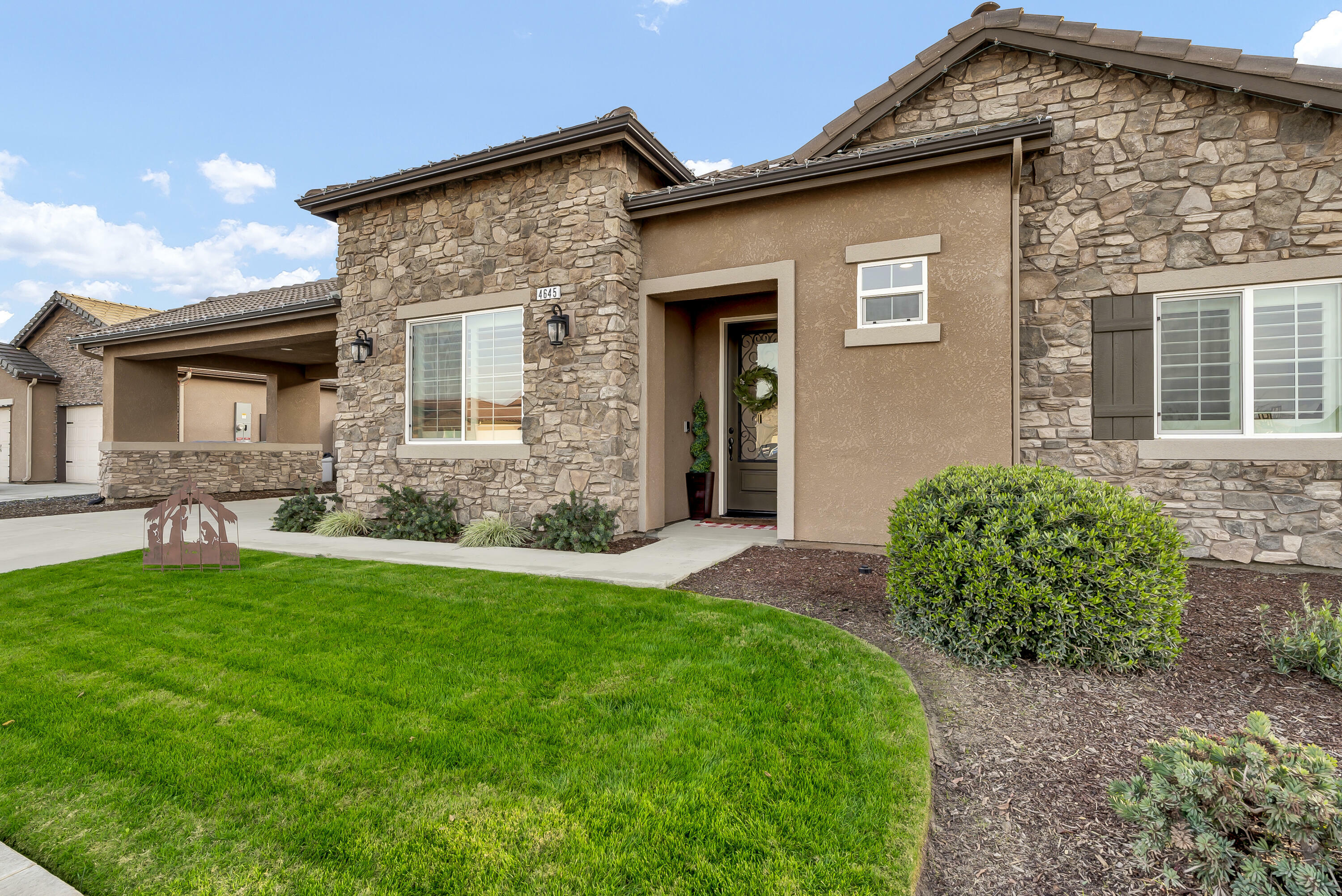 Property Photo:  4645 W Prescott Court  CA 93291 