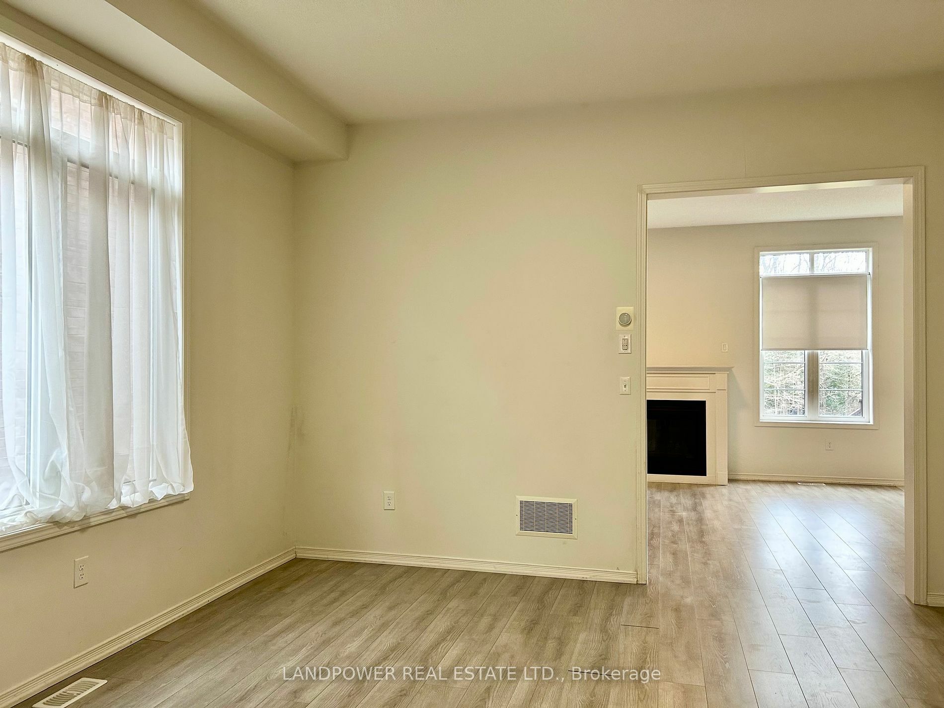 Property Photo:  2392 Dress Circle Cres  ON L1L 0L9 