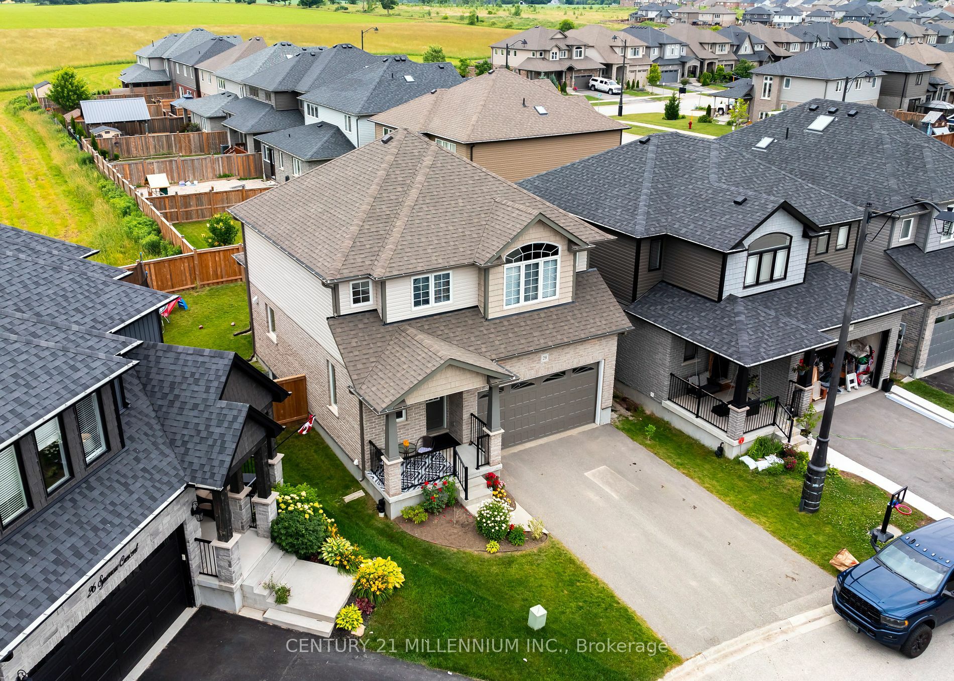 Property Photo:  28 Sparrow Cres  ON L9W 7P2 