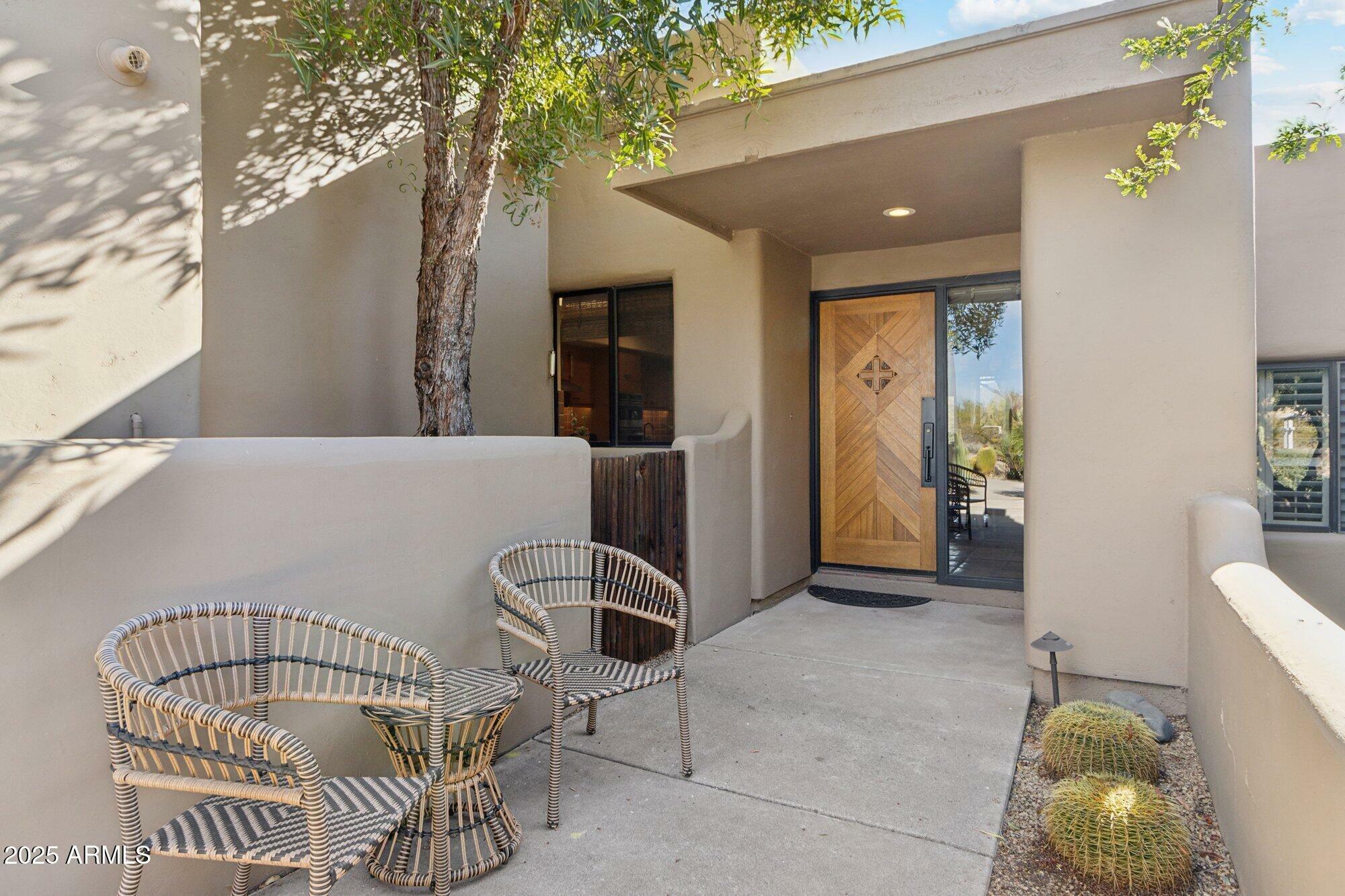 Property Photo: 9250 E Whitethorn Circle AZ 85266