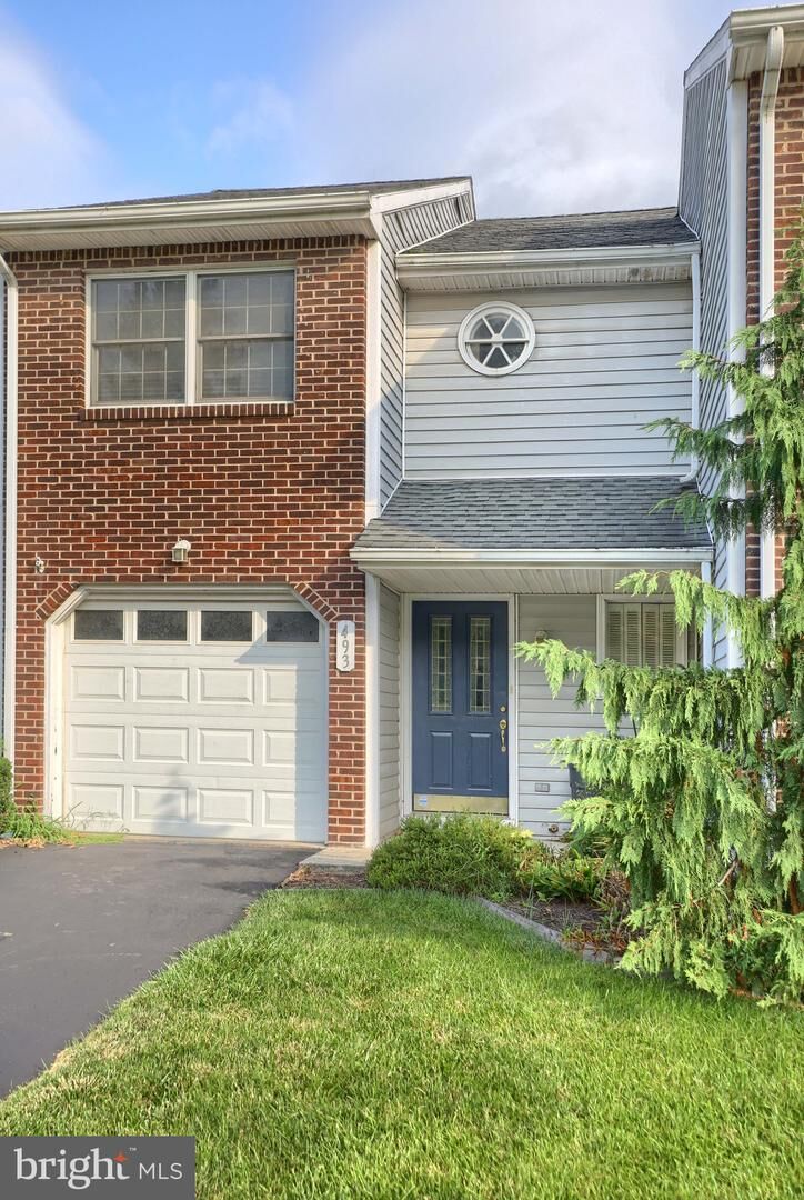 Property Photo:  493 Lexington Avenue  PA 17055 