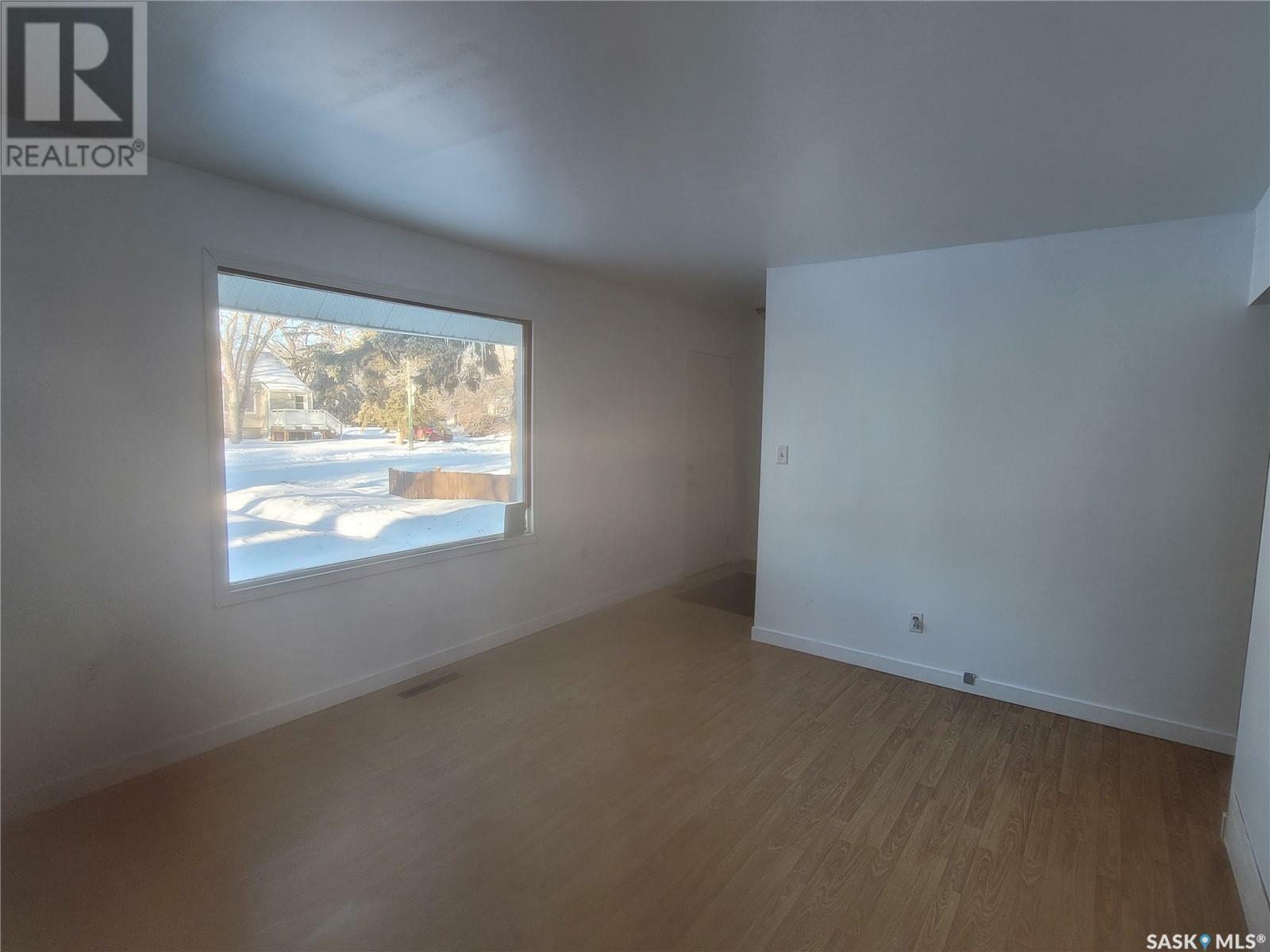 Property Photo:  31 Charles Crescent  SK S4T 5X3 