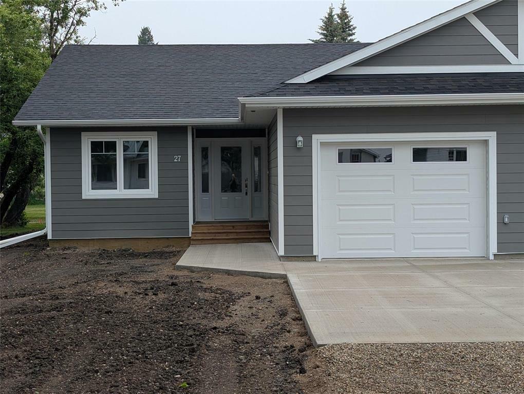 Property Photo: 27 3rd Street Southwest MB R0J 0P0