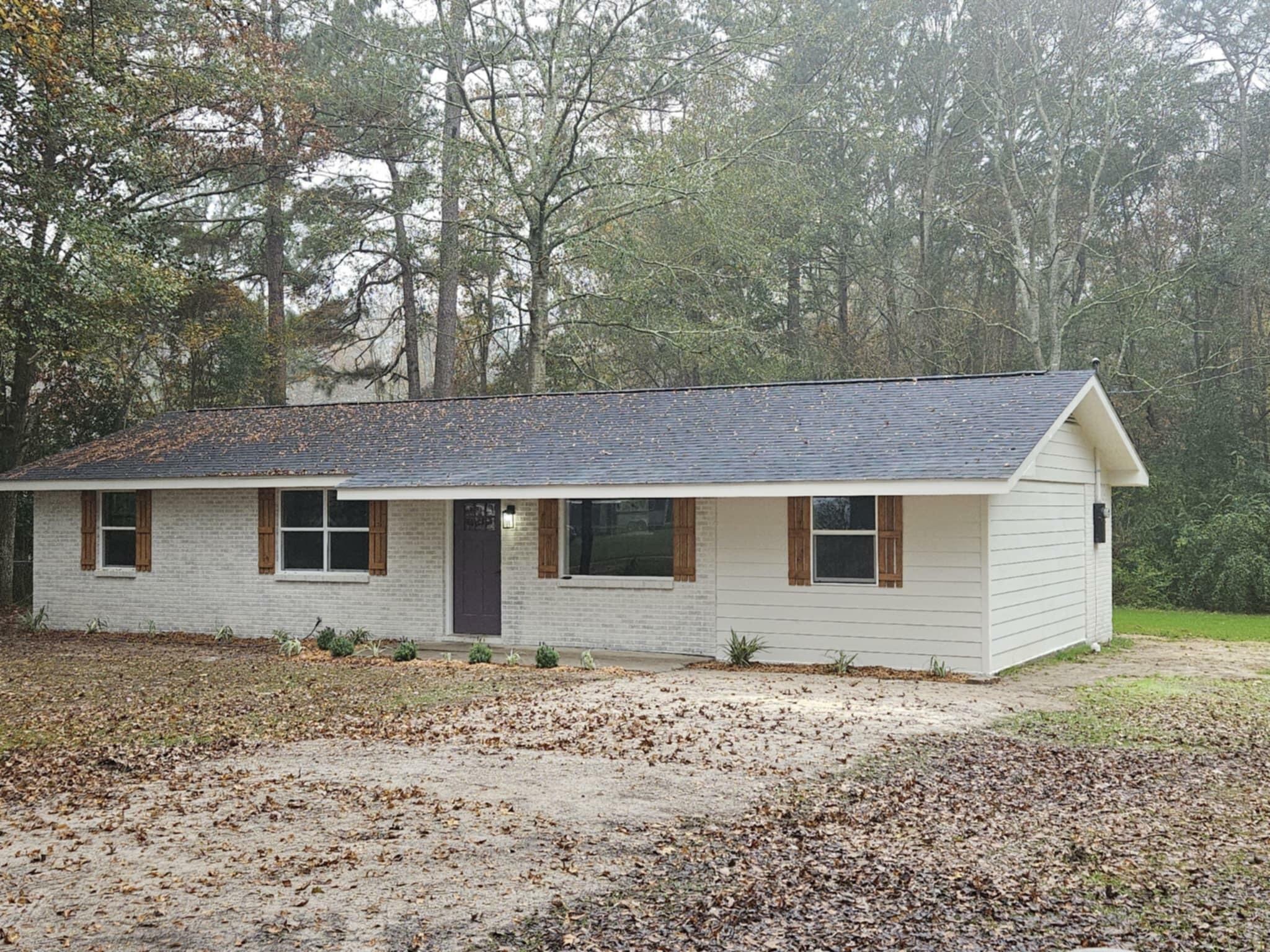 Property Photo: 44 Moses Ln. MS 39465