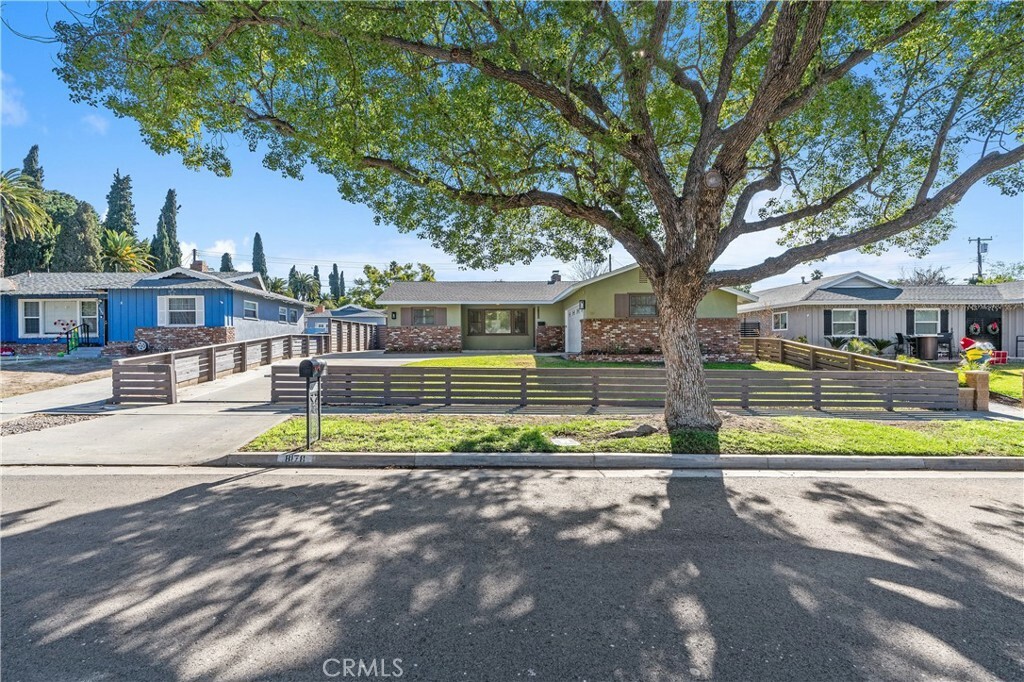 Property Photo:  8178 Sherwood Place  CA 92504 