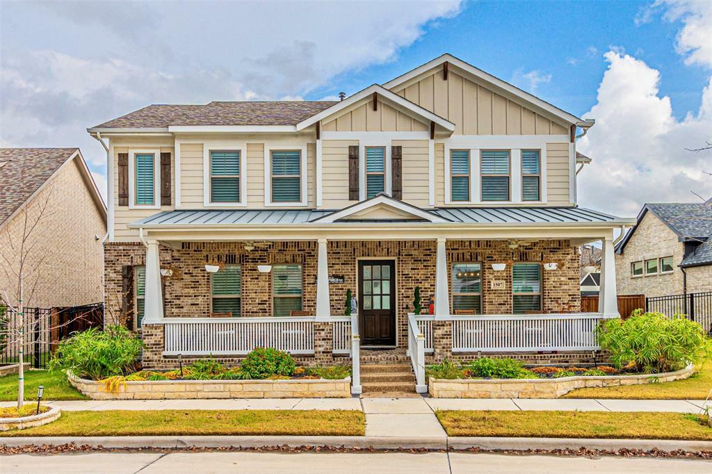 Property Photo: 1507 Viridian Park Lane TX 76005