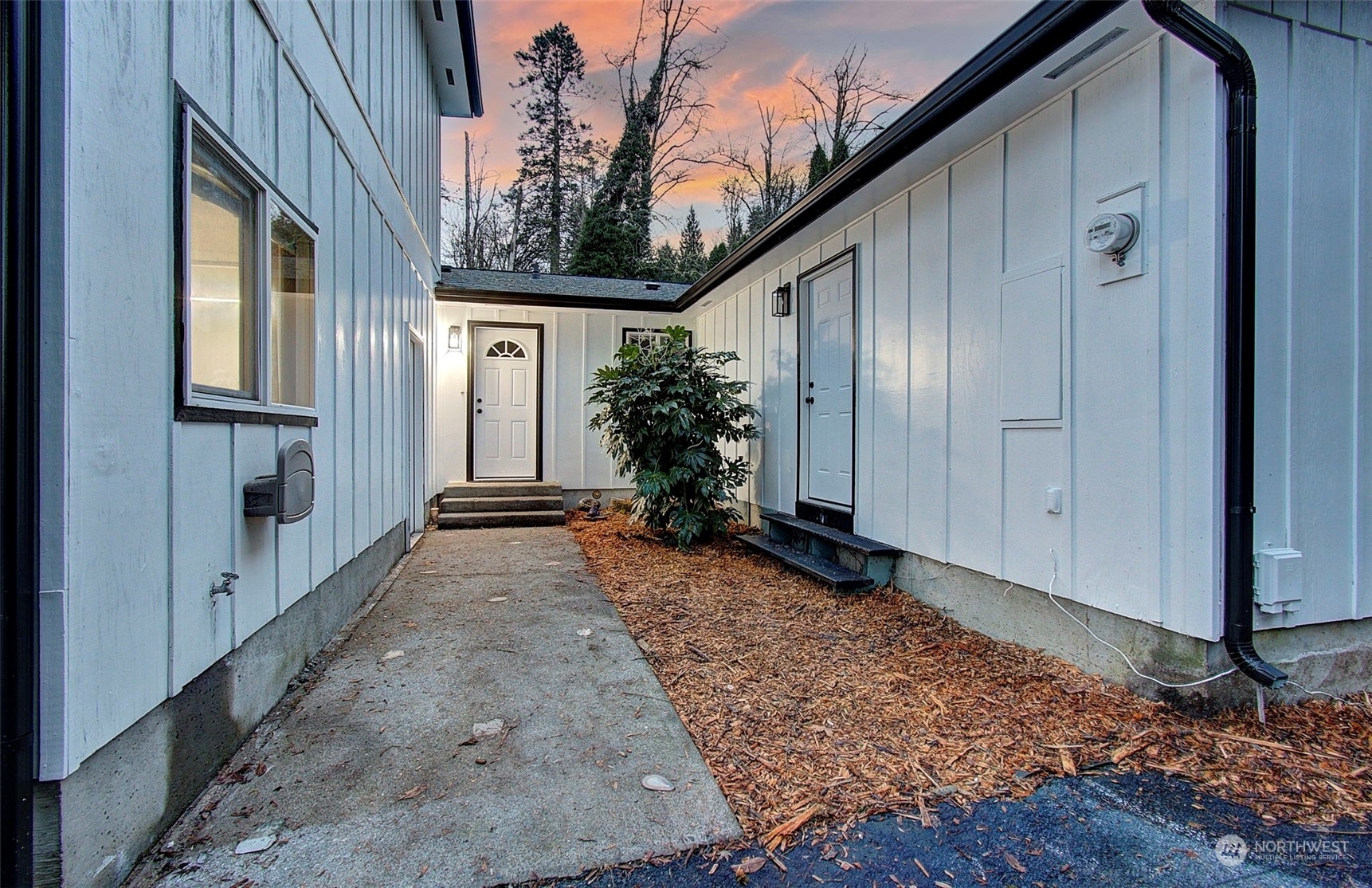 Property Photo:  131  Inglewood Drive  WA 98632 