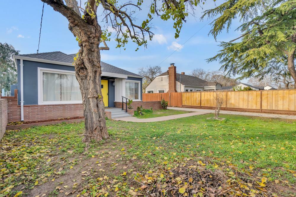 Property Photo:  3063 Clay Street  CA 95815 