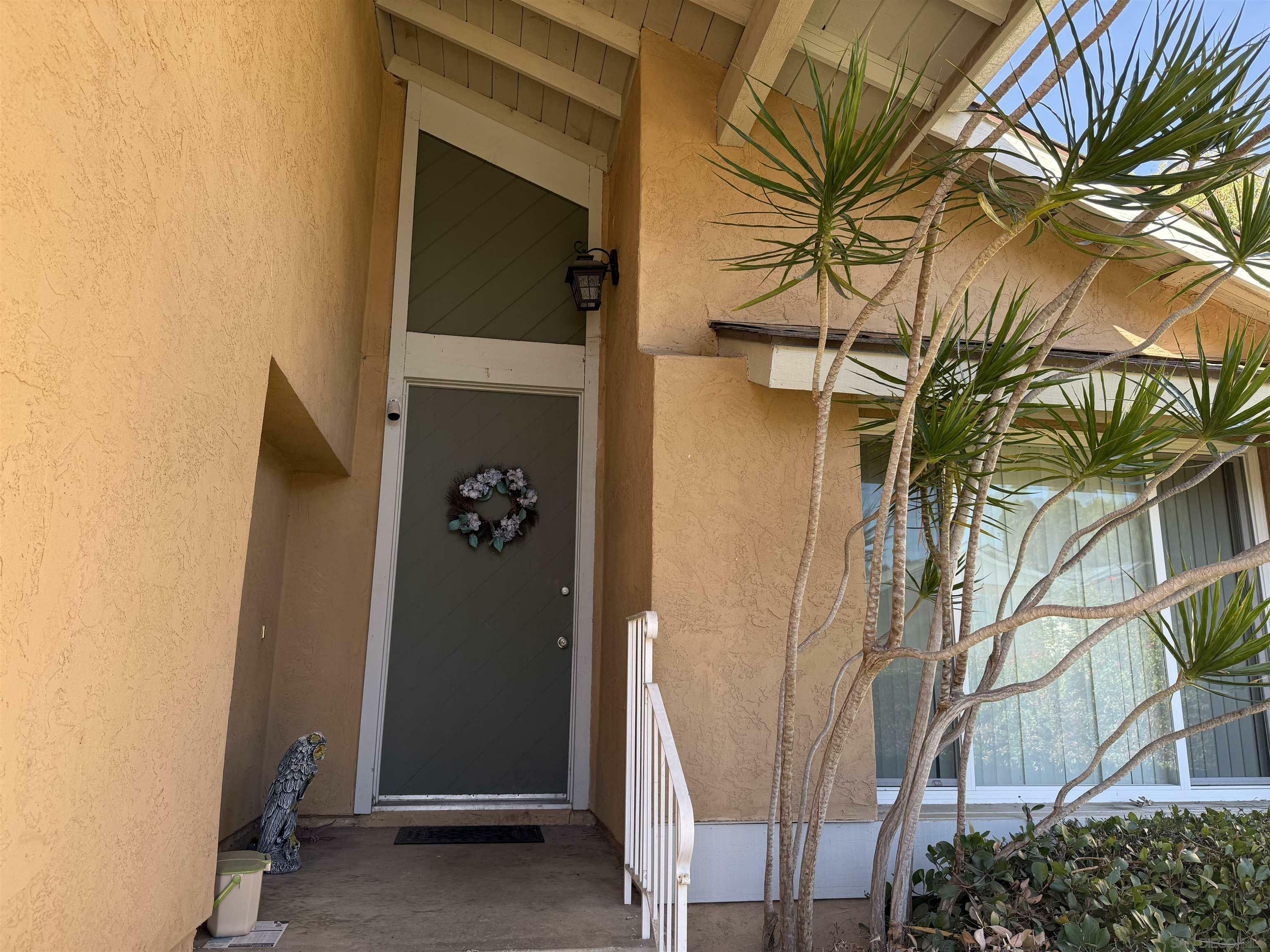 Property Photo:  13854 Paseo Aldabra  CA 92129 