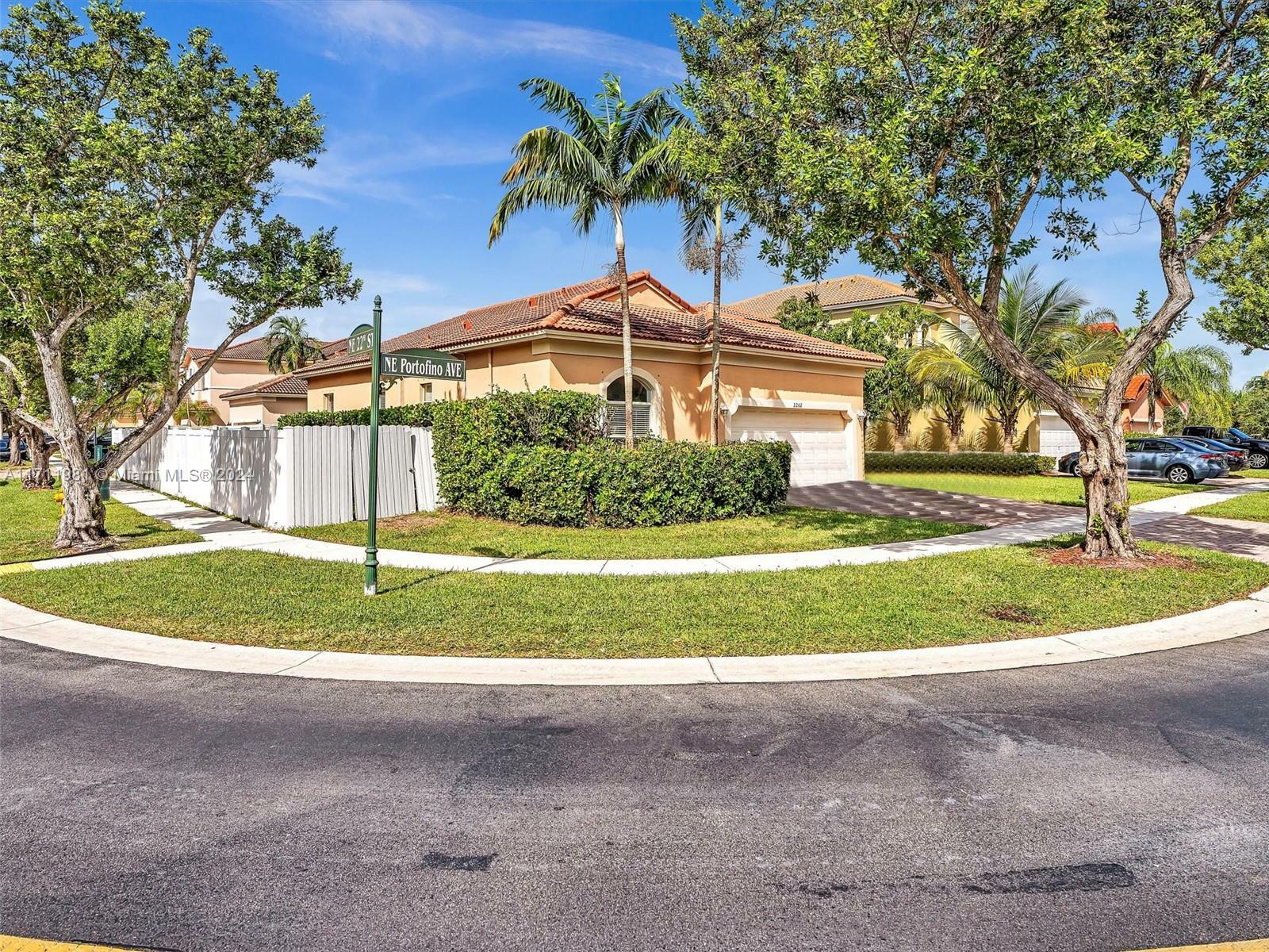 2202 Portofino Ave  Homestead FL 33033 photo