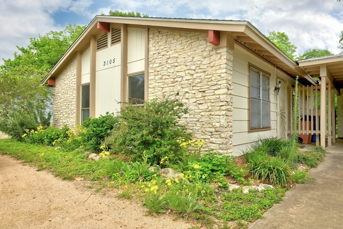 Property Photo:  3105 Steck Avenue  TX 78757 